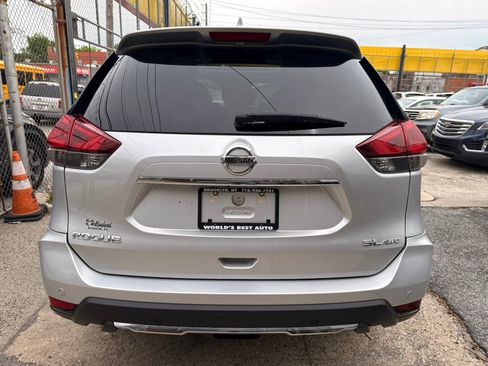 Used 2019 Nissan Rogue SL w/ Premium Package AWD/4WD image 5