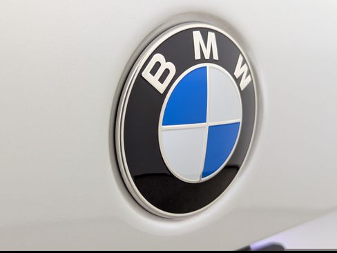 Used 2024 BMW X5 sDrive40i w/ Premium Package RWD image 26
