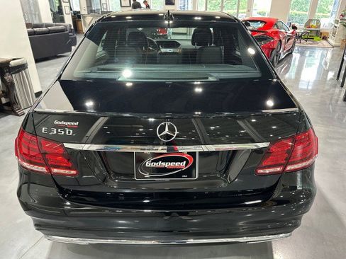 Used 2014 Mercedes-Benz E 350 Sedan image 30