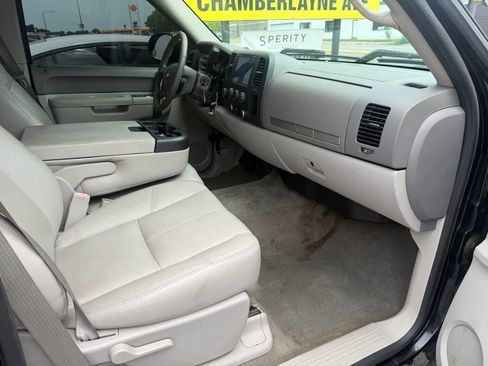 Used 2013 Chevrolet Silverado 1500 LT AWD/4WD image 8