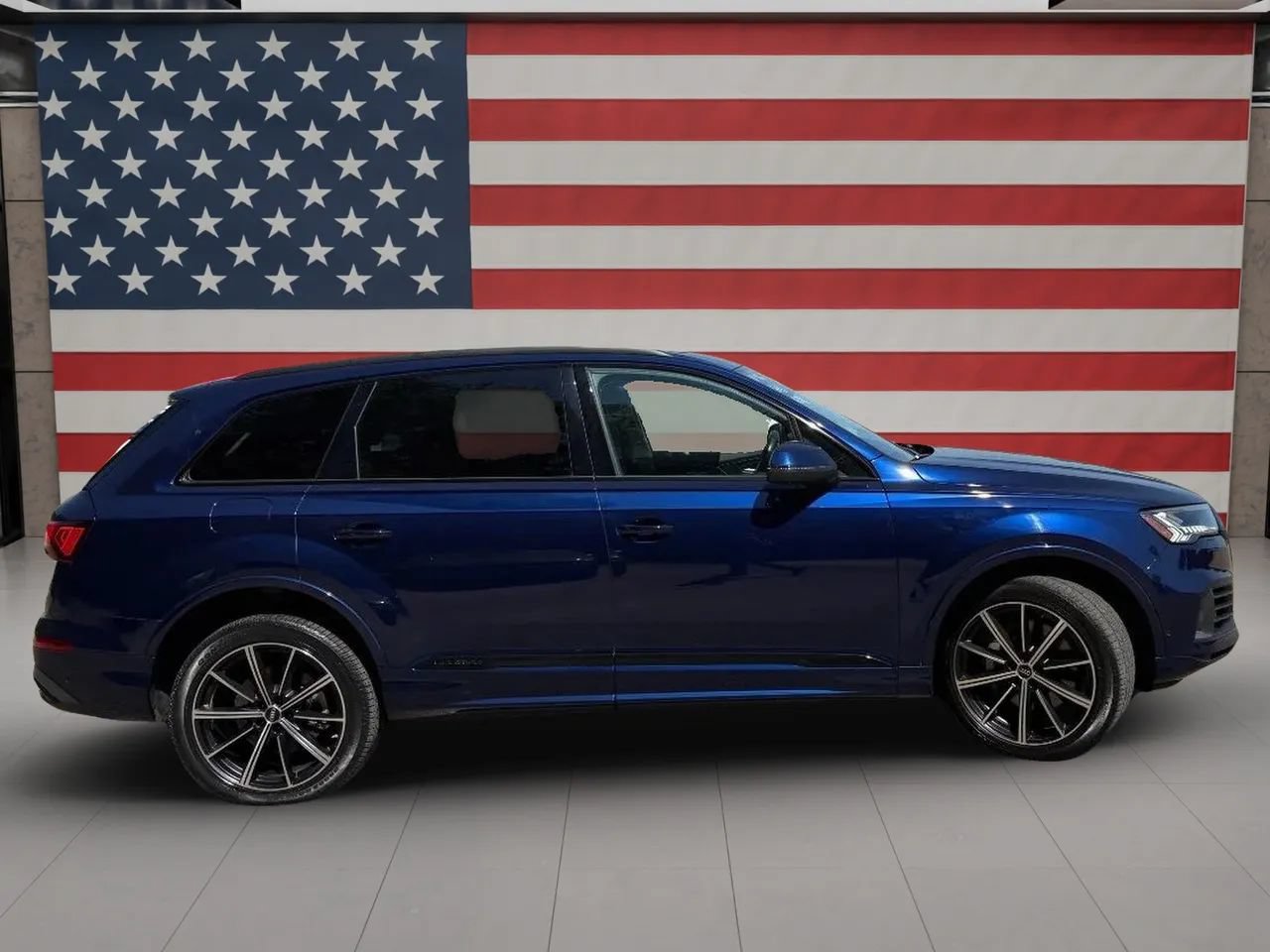 Used 2023 Audi Q7 3.0T Prestige AWD/4WD image 5