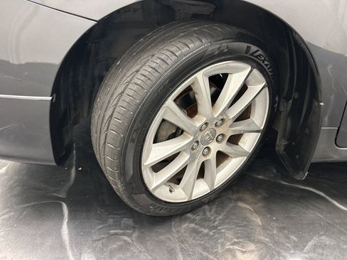 Used 2009 Toyota Matrix XRS w/ All Weather Guard Pkg image 28