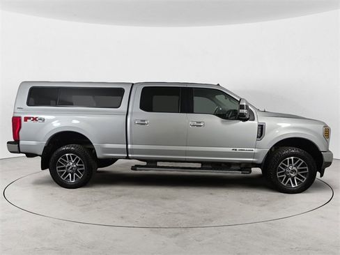 Used 2019 Ford F250 Lariat w/ Lariat Value Package image 6