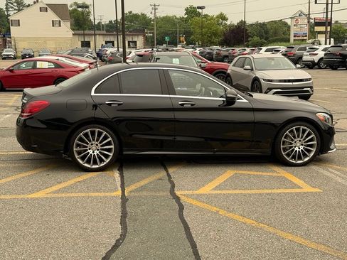 Used 2016 Mercedes-Benz C 300 4MATIC Sedan image 7