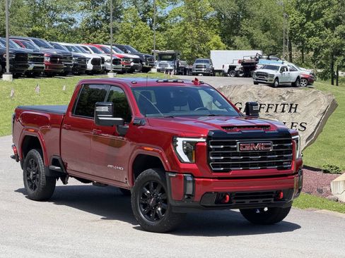 Used 2024 GMC Sierra 3500 AT4 w/ AT4 Preferred Package AWD/4WD image 1