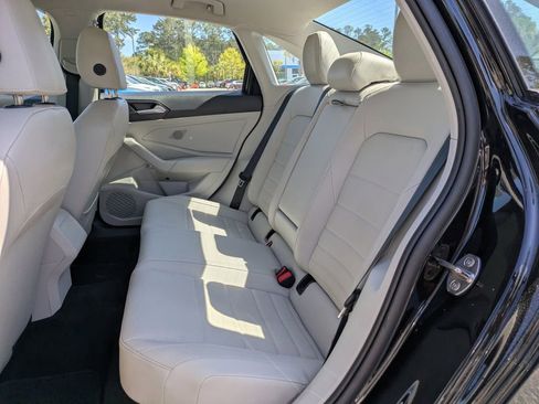 Used 2023 Volkswagen Jetta SE image 13