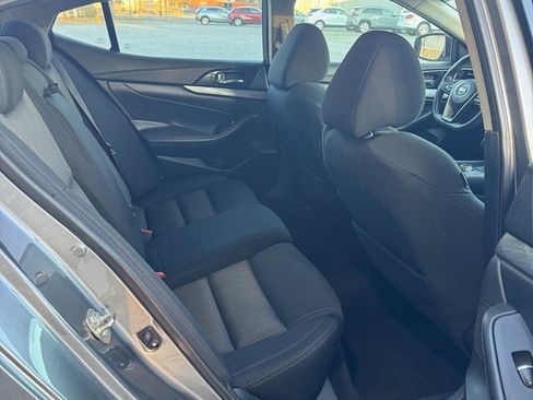 Used 2017 Nissan Maxima 3.5 S image 12