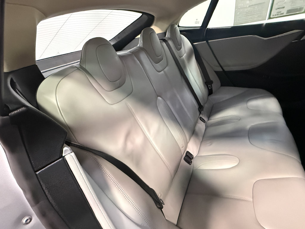 Used 2013 Tesla Model S Performance RWD image 54