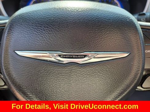 Used 2020 Chrysler Pacifica Touring-L w/ Advanced Safetytec Group AWD/4WD image 31