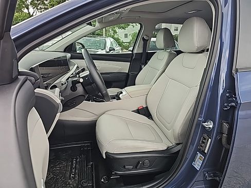 Used 2025 Hyundai Tucson SEL image 17