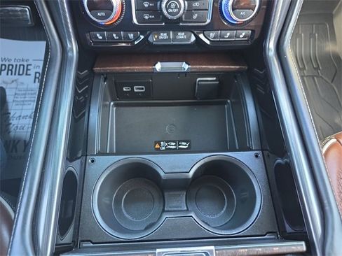 Used 2023 GMC Yukon XL Denali Ultimate image 15