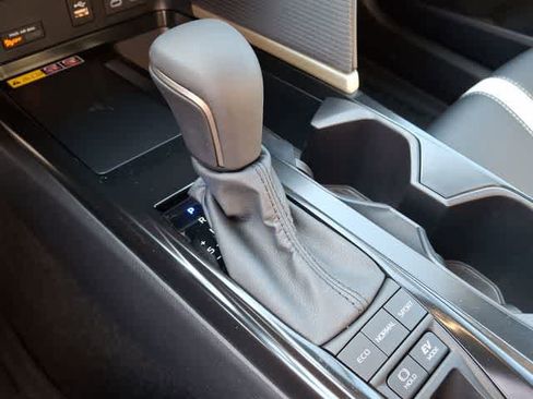 New 2026 Toyota Camry SE AWD/4WD image 21