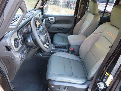 New 2026 Jeep Gladiator Mojave w/ Safety Group image 20