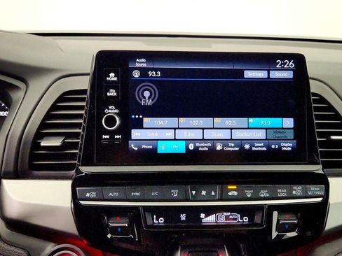 Used 2025 Honda Odyssey Sport-L image 17