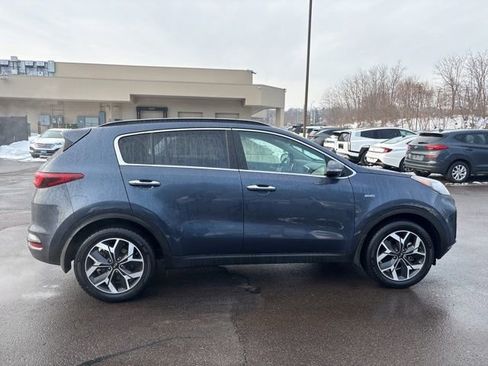 Used 2022 Kia Sportage EX w/ EX Technology Package image 7