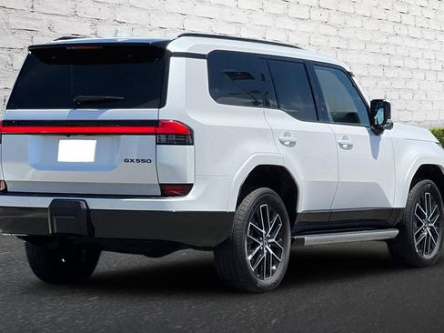 New 2026 Lexus GX 550 AWD/4WD image 4