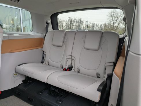 New 2025 Volkswagen ID. Buzz Pro S Plus image 30