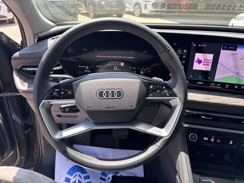 Certified 2025 Audi Q5 Premium w/ Convenience Package AWD/4WD image 21