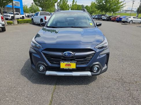 Used 2023 Subaru Outback Limited AWD/4WD image 9