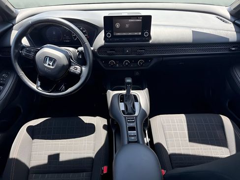 Used 2025 Honda HR-V Sport image 10