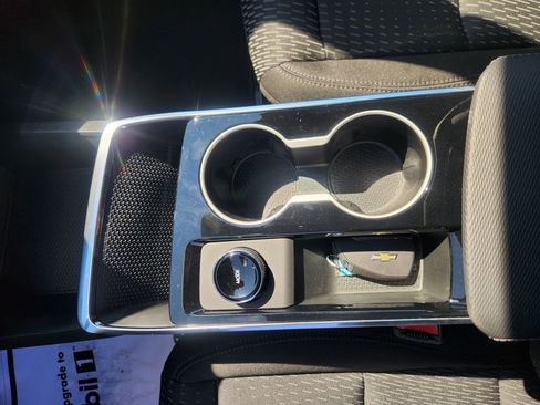 Used 2026 Chevrolet Equinox LT image 15