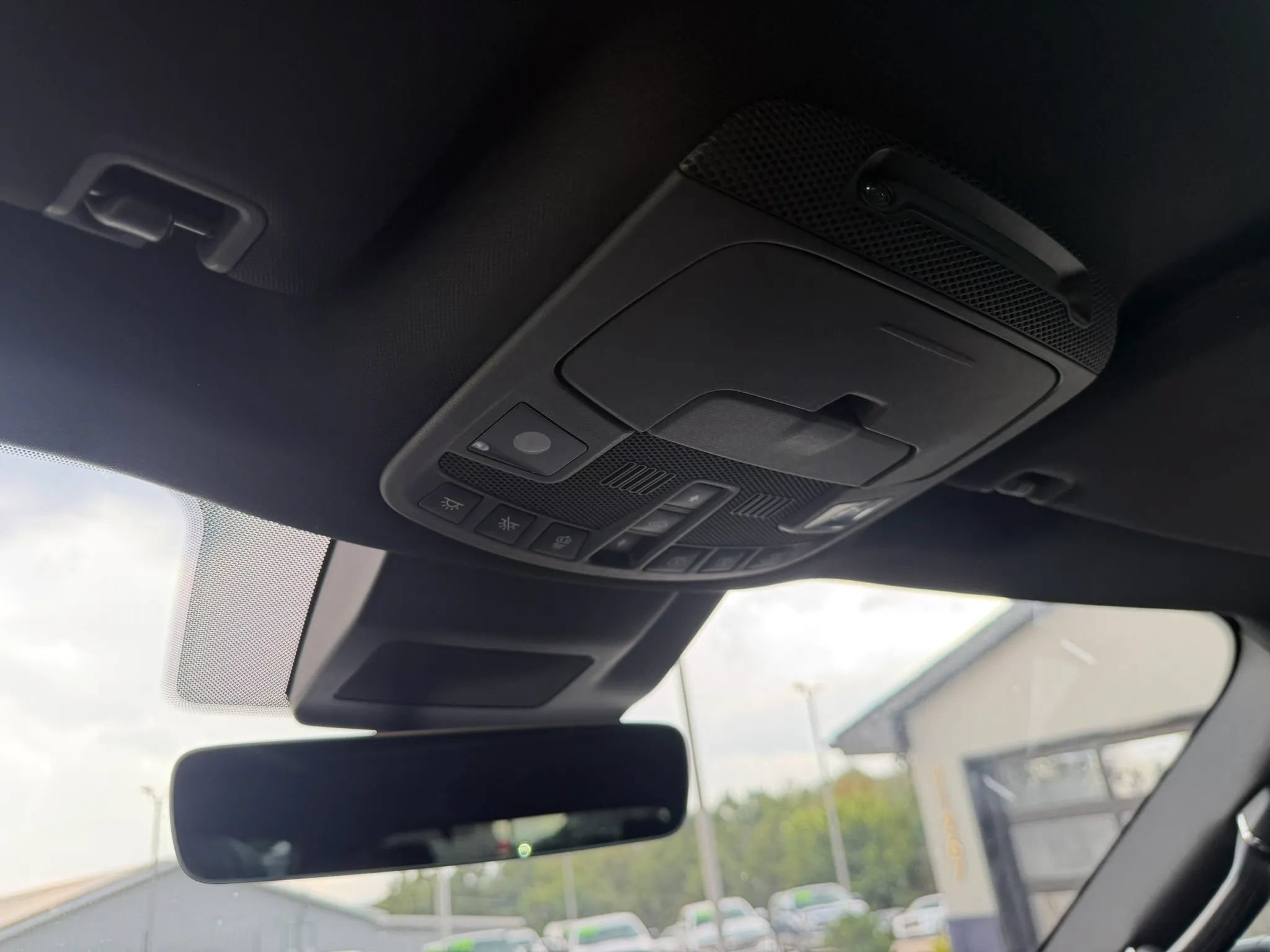 Used 2018 Lincoln Navigator Select w/ Technology Package AWD/4WD image 34