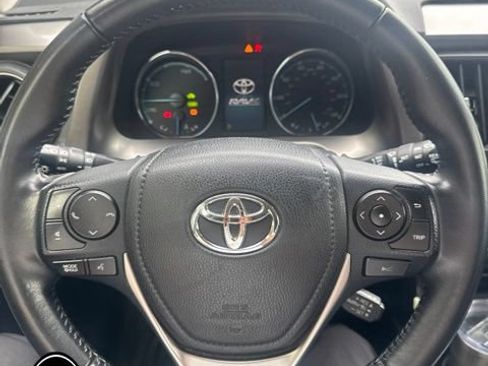 Used 2017 Toyota RAV4 Limited w/ Advanced Technology Package AWD/4WD image 9