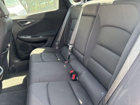 Used 2024 Chevrolet Malibu LT image 25