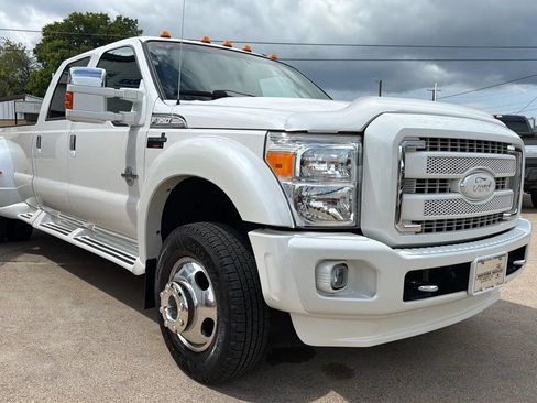 Used 2016 Ford F350 Platinum AWD/4WD image 4