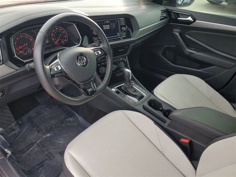 Used 2020 Volkswagen Jetta R-Line w/ R-Line Cold Weather Package image 22