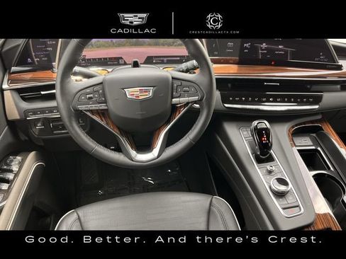 Certified 2024 Cadillac Escalade ESV Premium Luxury w/ Performance Package AWD/4WD image 15