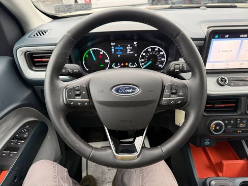 Certified 2024 Ford Maverick XLT w/ XLT Luxury Package image 19