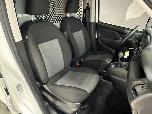 Used 2021 RAM ProMaster City Tradesman image 10