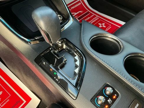 Used 2016 Toyota Avalon Limited w/ Toyota Safety Sense Package image 34