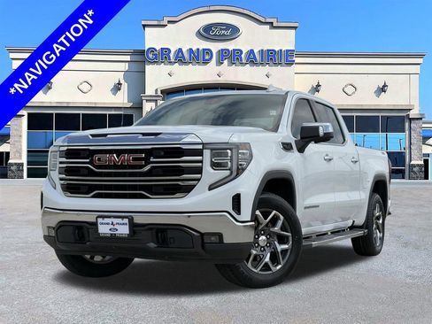 Used 2022 GMC Sierra 1500 SLT w/ SLT Convenience Package AWD/4WD image 1