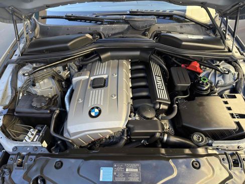 Used 2006 BMW 530xi Wagon image 76