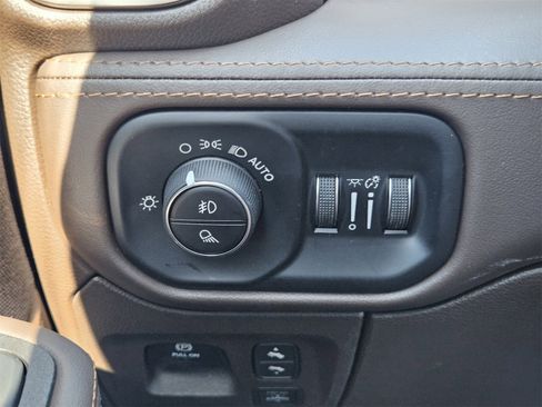 New 2026 RAM 1500 Limited image 24