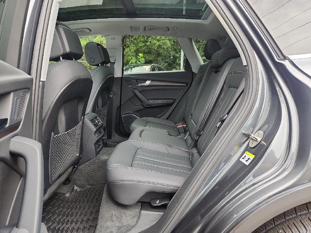 Certified 2023 Audi Q5 2.0T Premium Plus AWD/4WD image 16