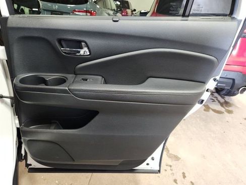 Used 2022 Honda Pilot Special Edition image 32