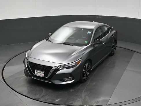 Used 2021 Nissan Sentra SR image 18