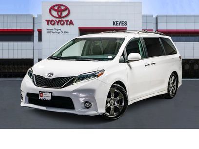 Certified 2015 Toyota Sienna SE
