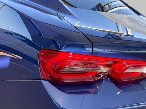 Used 2020 Chevrolet Camaro LT RWD image 27