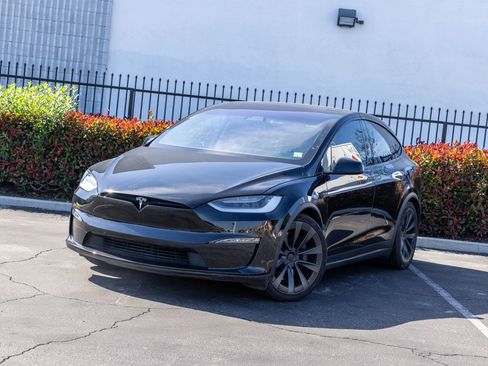 Used 2022 Tesla Model X AWD/4WD image 18