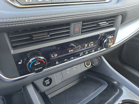 New 2026 Nissan Rogue SV w/ Cold Weather Package FWD image 23