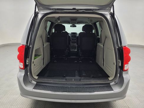 Used 2020 Dodge Grand Caravan SE image 29