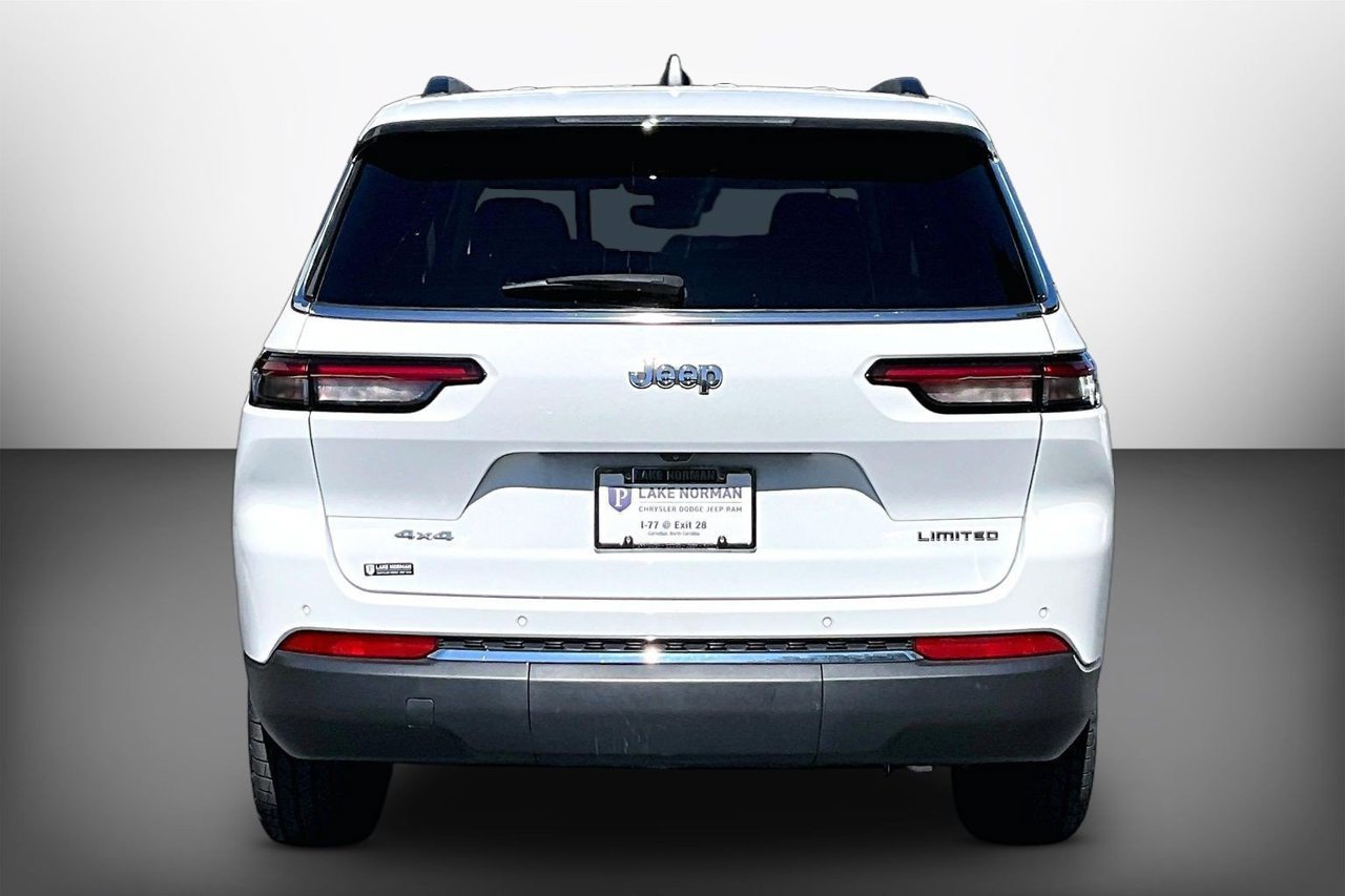 Used 2023 Jeep Grand Cherokee L Limited AWD/4WD image 7