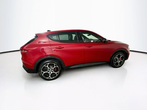 Used 2024 Alfa Romeo Tonale Veloce AWD/4WD image 10
