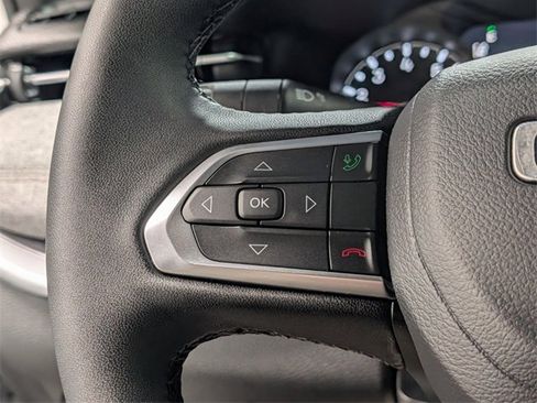 Used 2024 Jeep Compass Latitude w/ Sun and Sound Group image 20