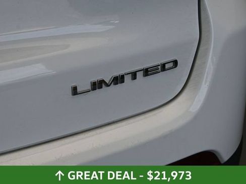 Used 2025 Jeep Compass Limited AWD/4WD image 12
