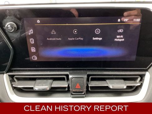 Used 2025 Chevrolet TrailBlazer LT image 4